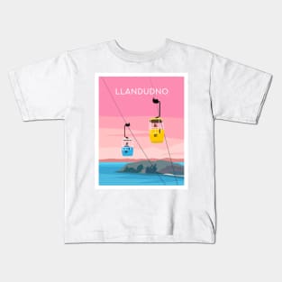 Llandudno Cable Cars - The Great Orme, North Wales in Pink Kids T-Shirt